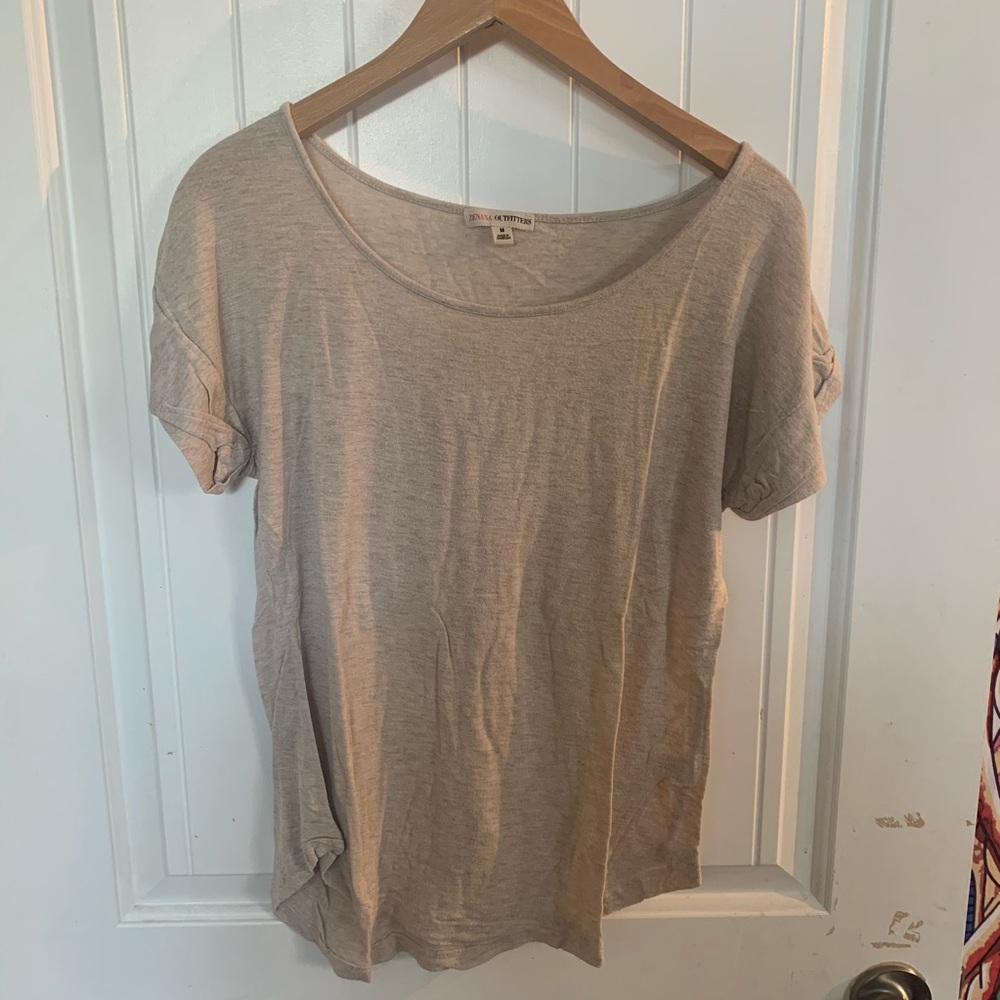 🌵2/$20🌵 Loose T-shirt ZENANA OUTFITTERS